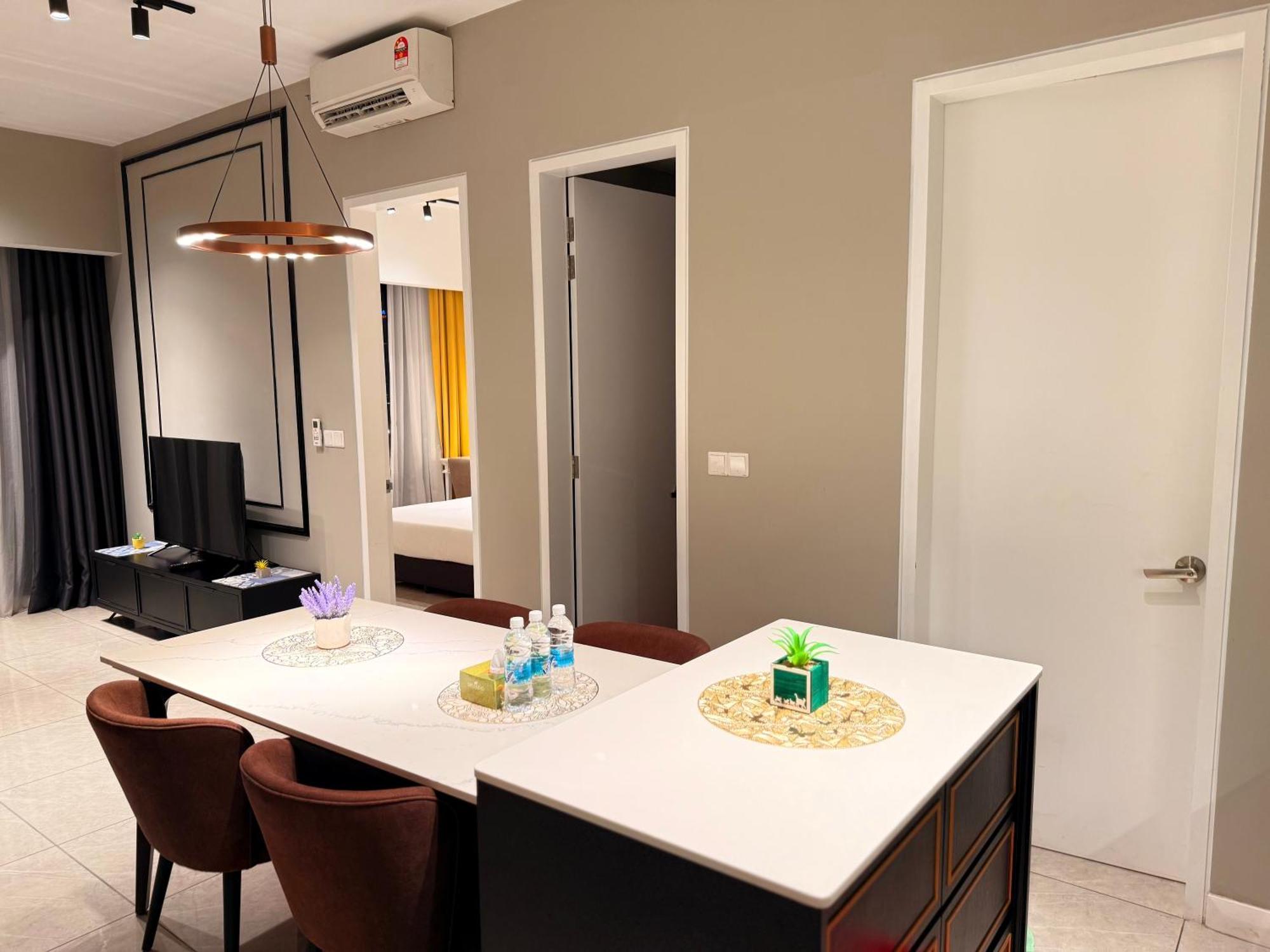 Griffins Grove At Axon Bukit Bintang Kuala Lumpur